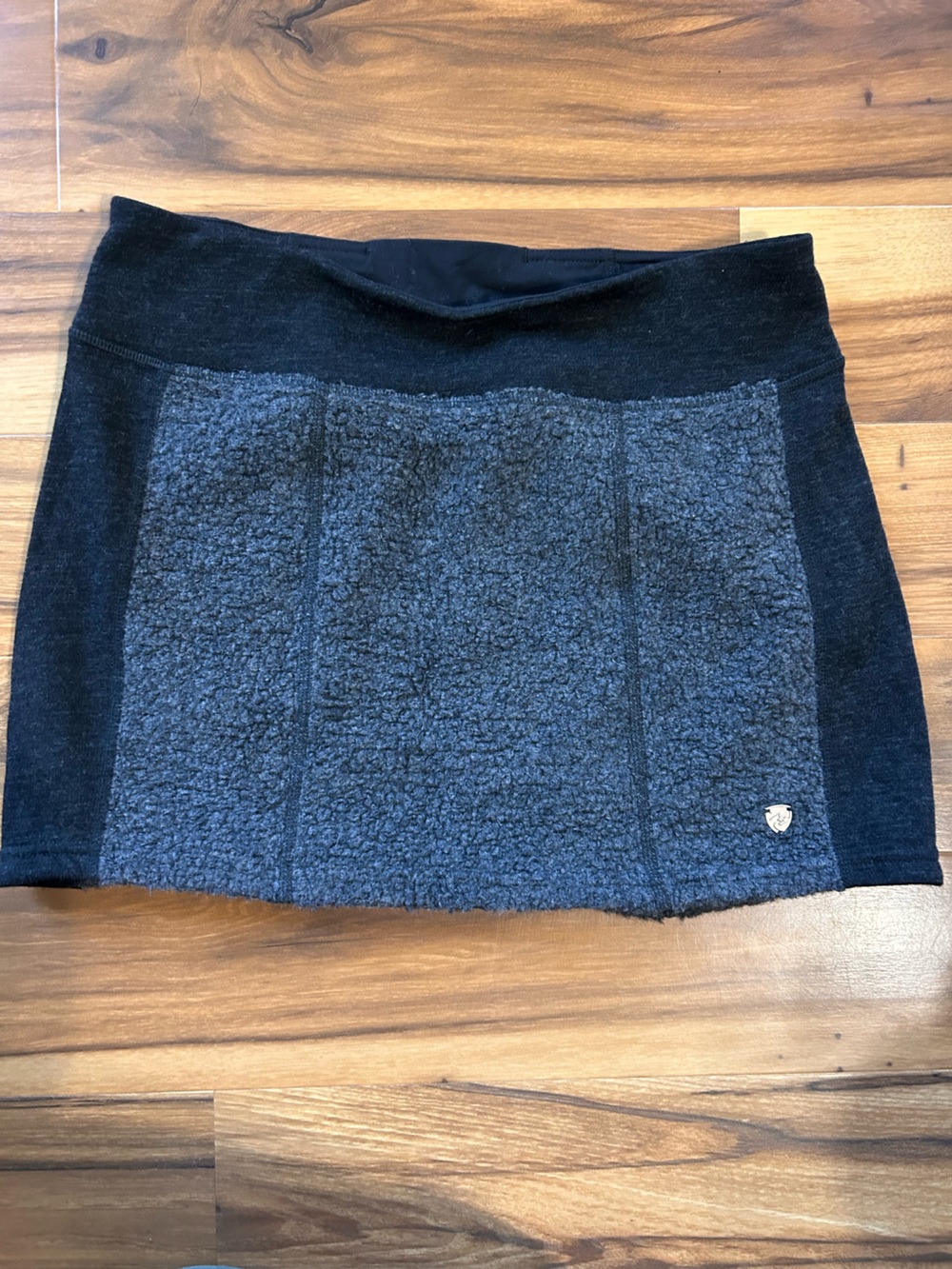 Kuhl Women's Black and Charcoal Textured Mini Skirt